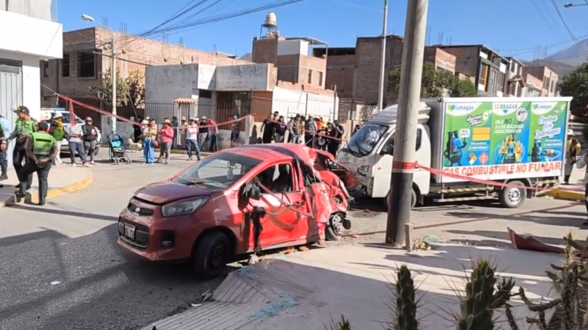 Cerro Colorado: Fiscalía investiga a dos conductores por fallecimiento de joven tras violento choque