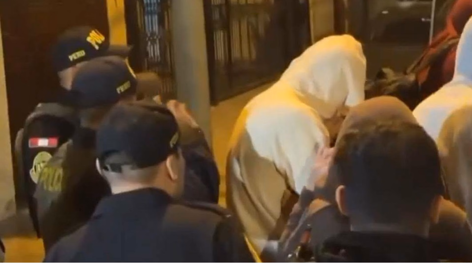 Lima: Fiscalía investiga a 8 menores por presunta agresión a estudiante de 16 años en colegio Liceo Naval