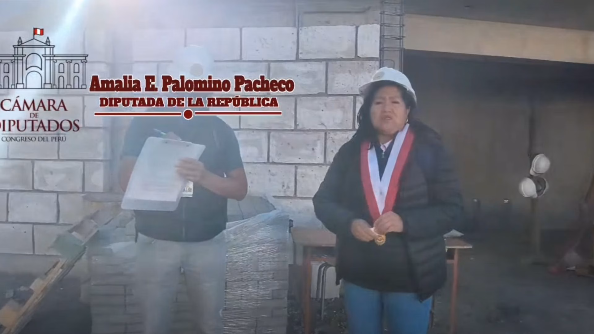 Diputada Amalia Palomino cuestiona avance de obra del Colegio Arequipa: pero llegó en "chanclas" 1 Diputada Amalia Palomino cuestiona avance de obra del Colegio Arequipa: pero llegó en "chanclas"