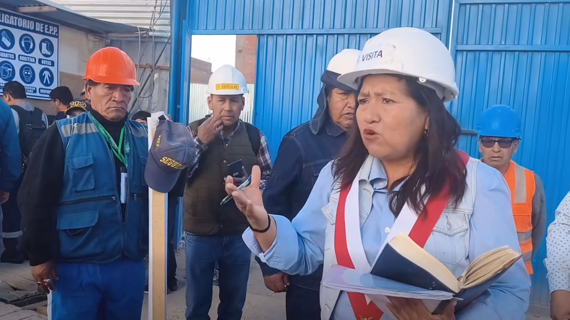 Arequipa: Diputada Amalia Palomino denuncia que le impidieron ingresar a obra del Hospital Maritza Campos