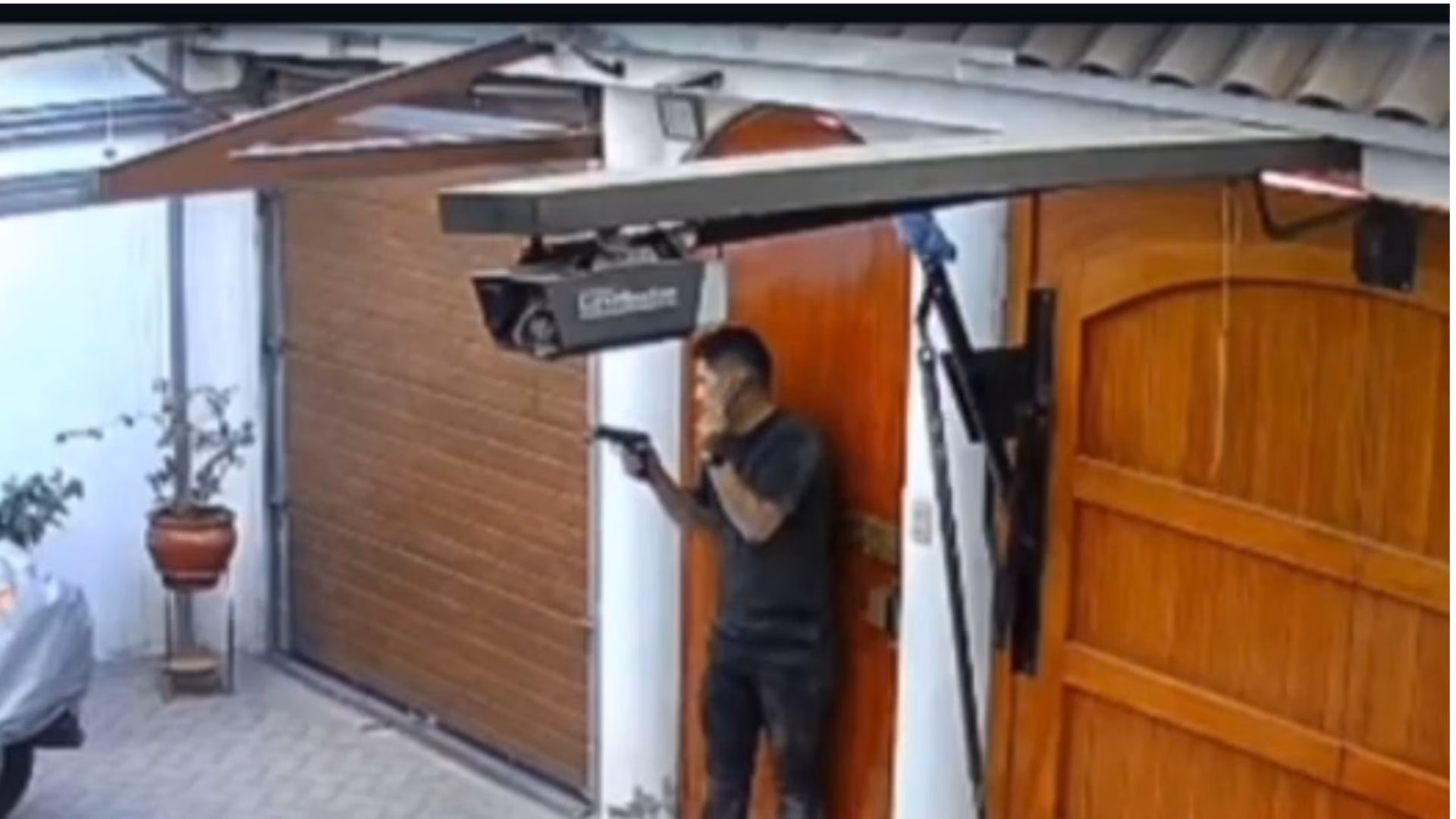Arequipa: dictan 5 meses de prisión preventiva para pasajero acusado de disparar a taxista 1 Arequipa: dictan 5 meses de prisión preventiva para pasajero acusado de disparar a taxista
