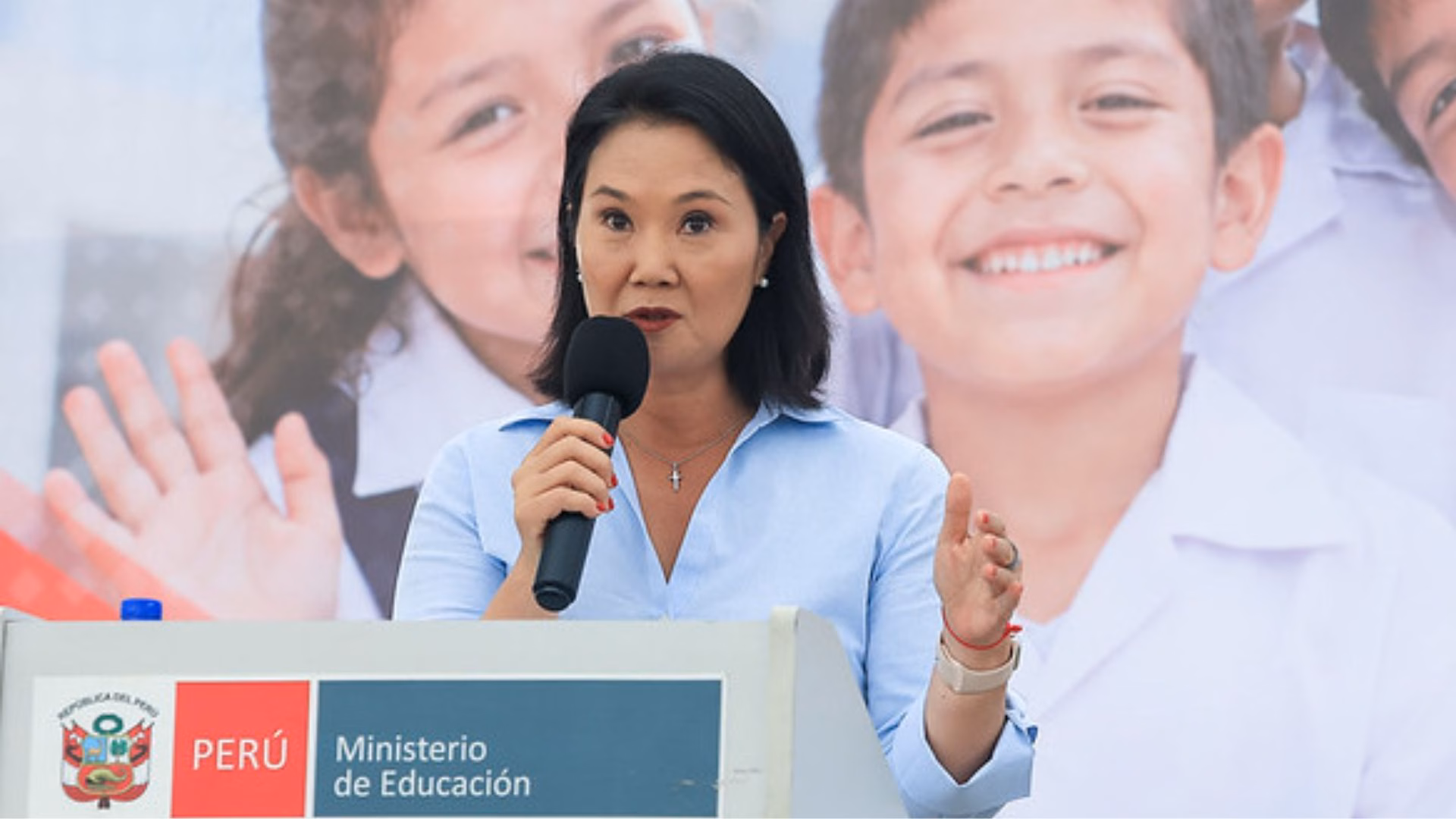 Keiko Fujimori: "los malcriados no van a estar en aulas", presidenta respalda expulsión de alumnos por faltas graves