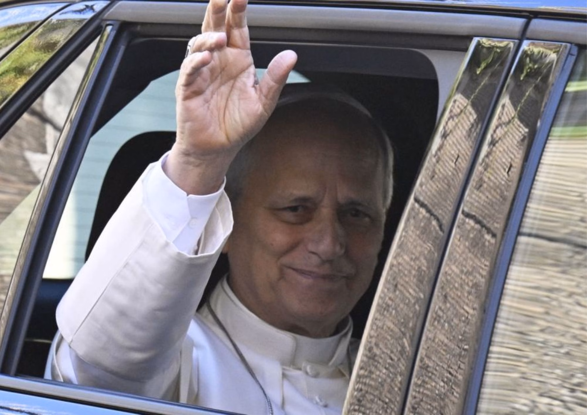 Papa León XIV pide oraciones tras ser diagnosticado de cáncer de pulmón