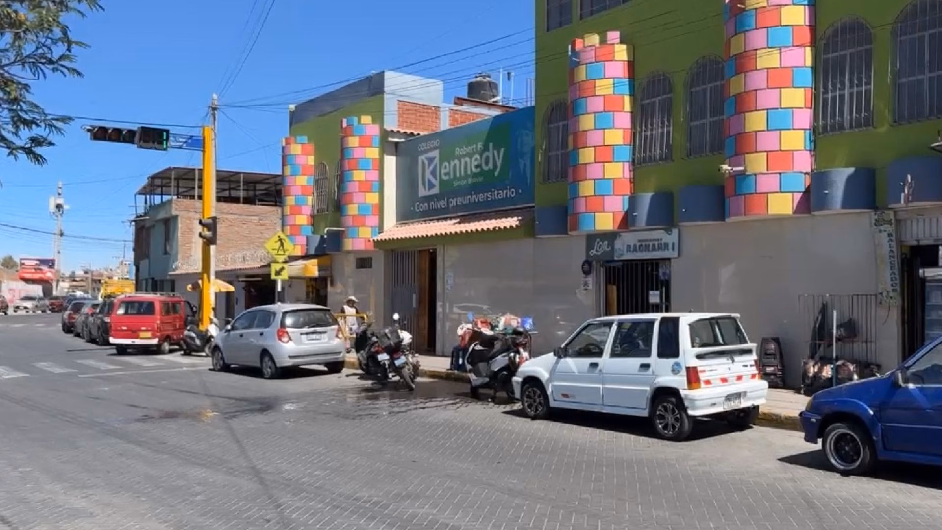Arequipa: detienen a psicólogo acusado de ultrajar a escolar de 13 años dentro de colegio particular