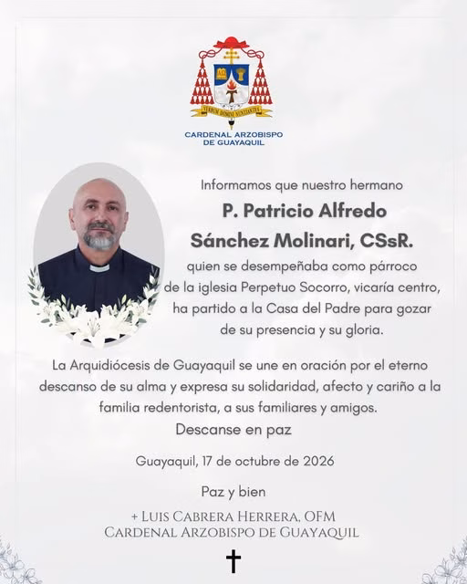 Sacerdote fallece durante una misa en Ecuador tras caerle una pesada cruz sobre el altar 1 Sacerdote fallece durante una misa en Ecuador tras caerle una pesada cruz sobre el altar