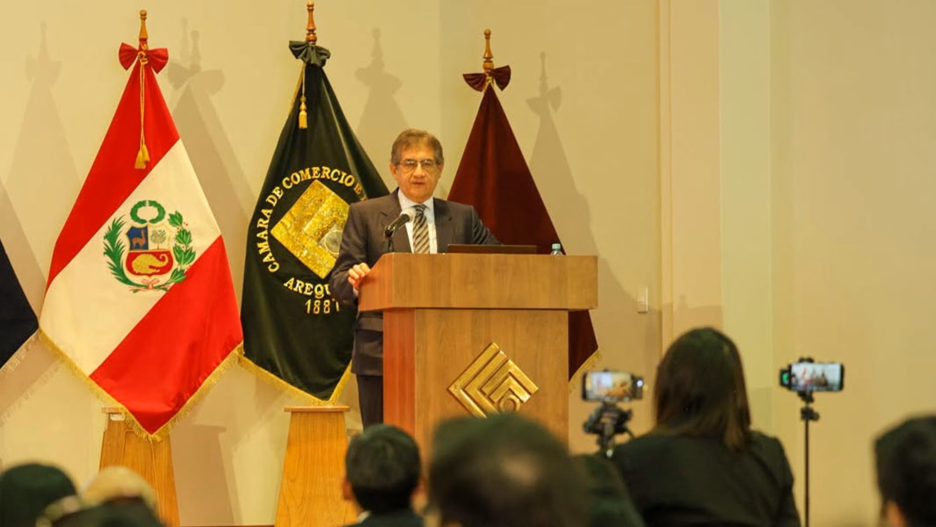 Gobierno evalúa suspensión perfecta y apoyo a empresas ante el fenómeno El Niño: señaló ministro de Trabajo