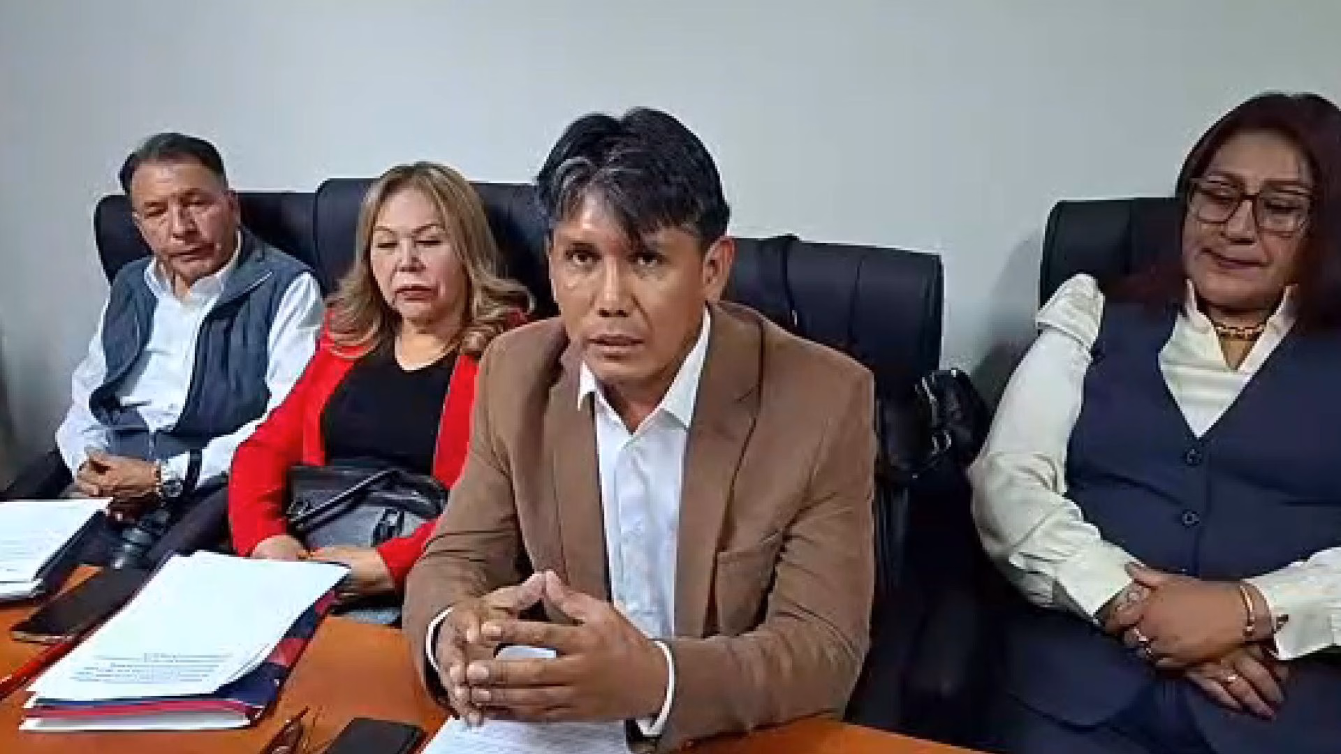 Arequipa: 8 regidores exigen anular aumento de sueldos de gerentes y subgerentes de comuna provincial