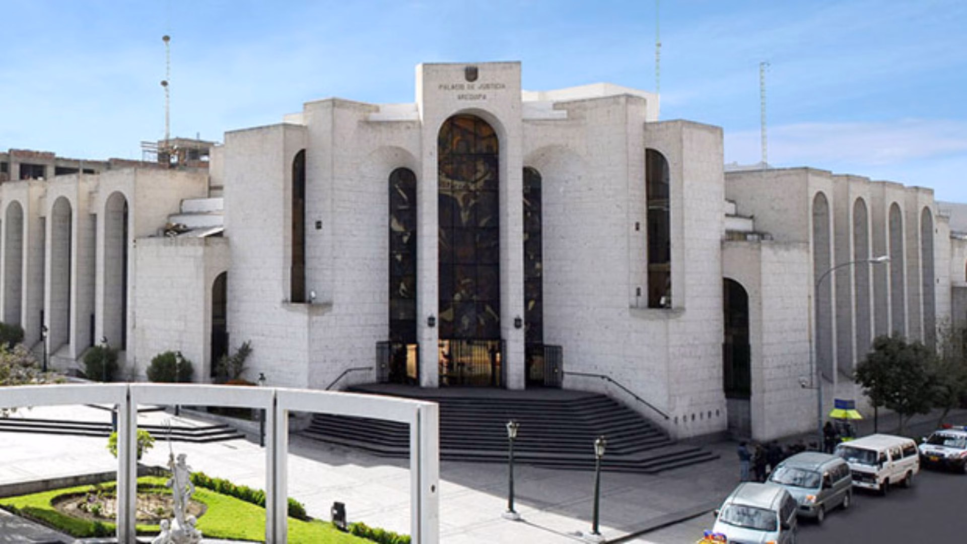 Arequipa: dictan cadena perpetua contra hombre por violación de una menor, ordenan su captura