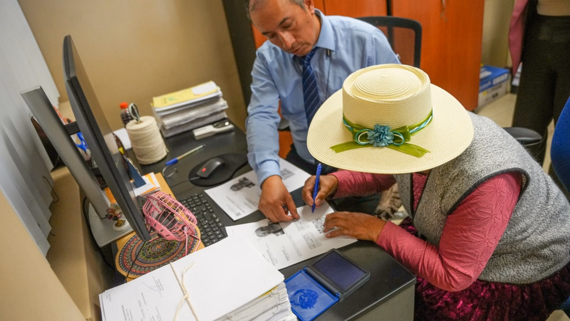 Poder Judicial de Arequipa entrega S/ 6,700 en pensiones alimenticias a adulta mayor