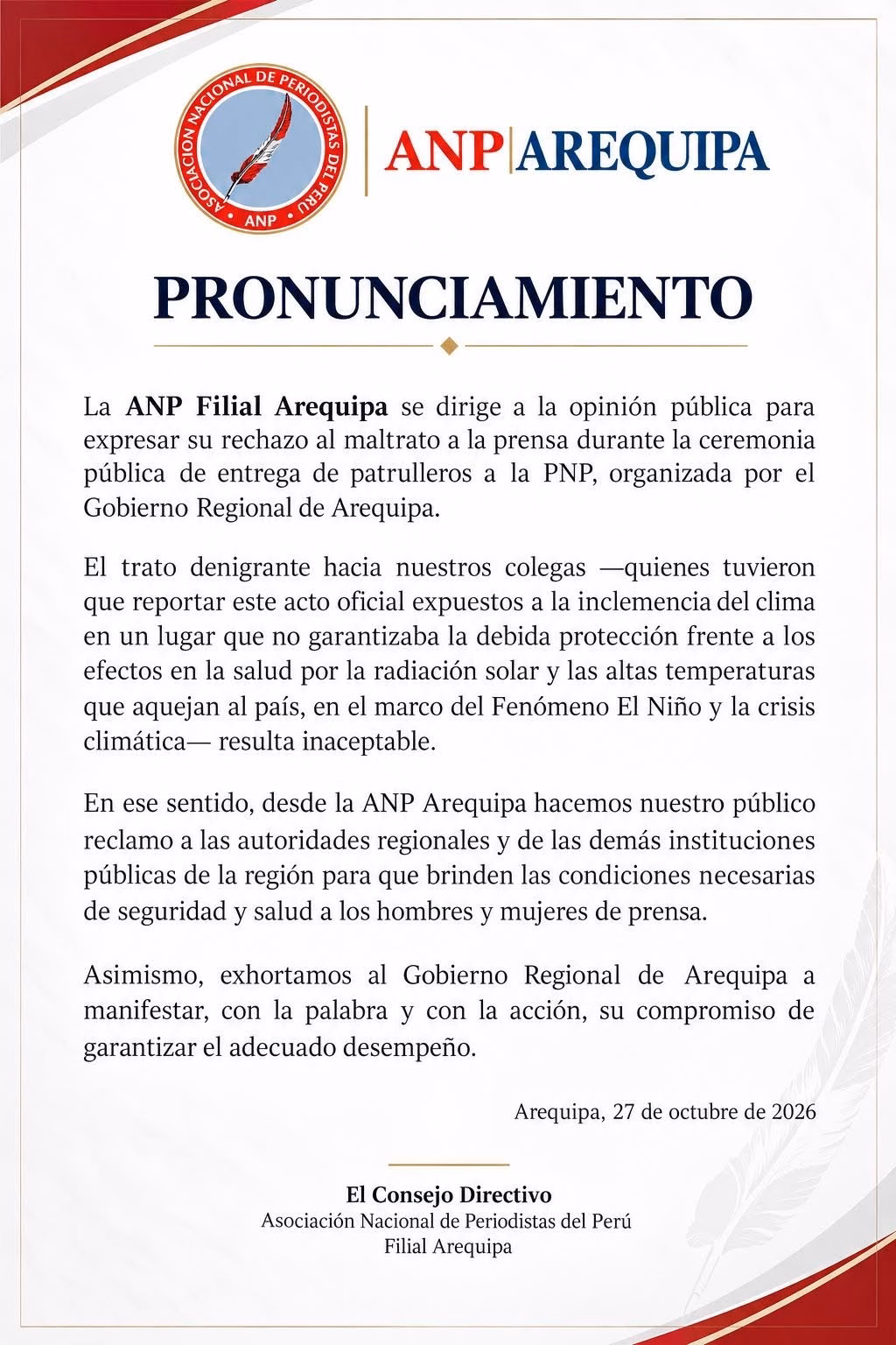 Arequipa: gestión de Rohel Sánchez cuestionada por gremios por exponer a periodistas al sol en ceremonia