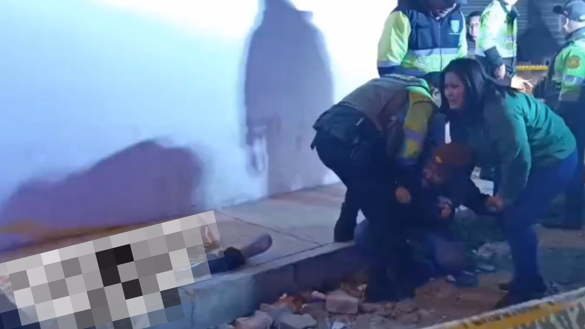 Arequipa: Joven extranjero fue asesinado a balazos tras salir de una cancha en la avenida Dolores en JLByR 1 Arequipa: Joven extranjero fue asesinado a balazos tras salir de una cancha en la avenida Dolores en JLByR